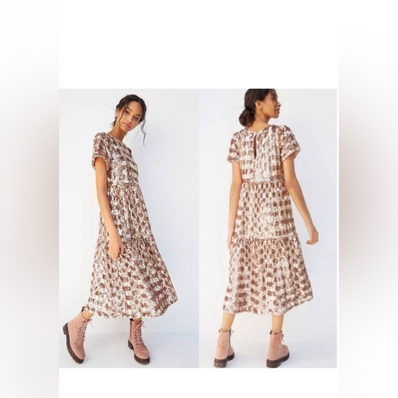 Anthropologie Shimmering Sequin Midi Dress in Blush - Picture 3 of 3